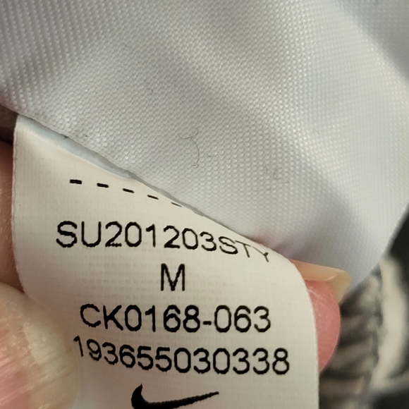 Nike Women's Sportswear Essential Gray Fleece Oversized Crewneck Sweatshirt -M - Picture 6 of 6